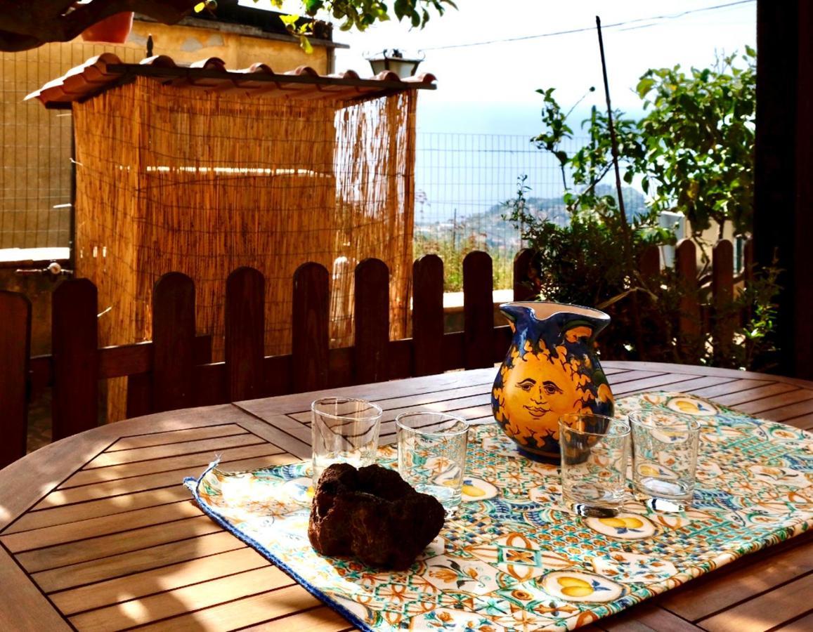 Casa Vacanze Marale Castelmola Exterior photo